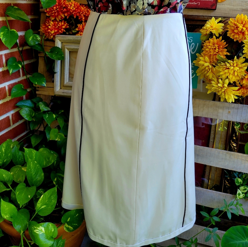 Apostrophe Maxi Skirt
